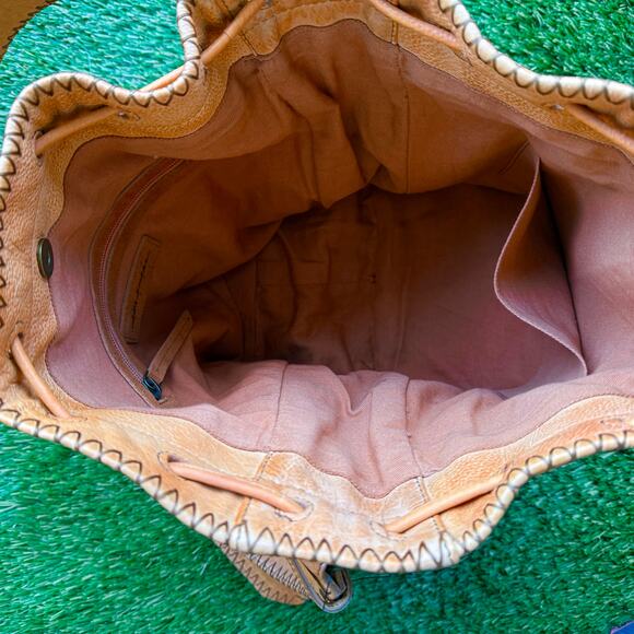 SOLD -E- Free People leather bag fringe tote boho western - Picture 11 of 12